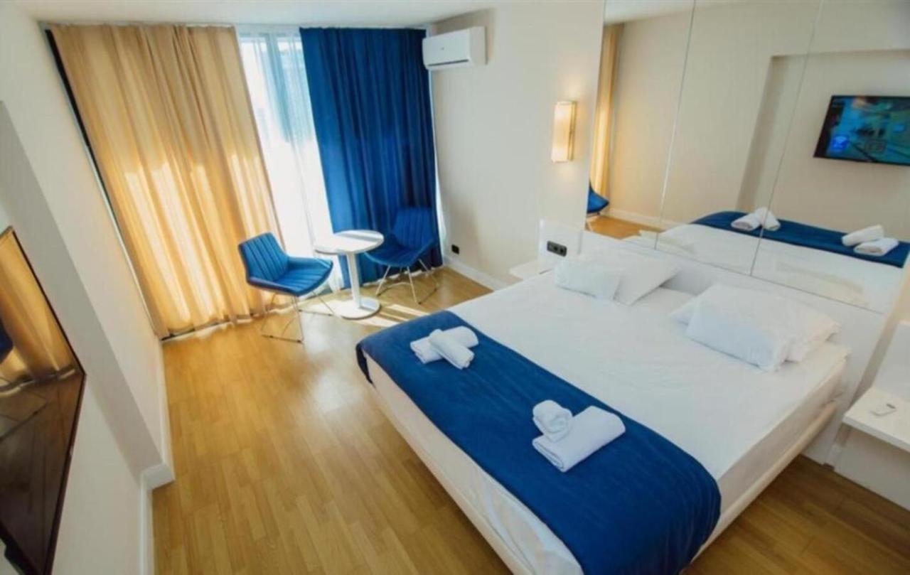 Seaside Resort In New Orbi Twins Batumi Eksteriør bilde
