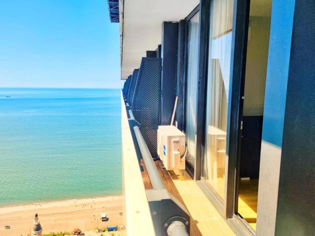 Seaside Resort In New Orbi Twins Batumi Eksteriør bilde